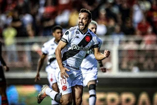 Vasco vence Ituano e volta à Série A Bahia também consegue acesso