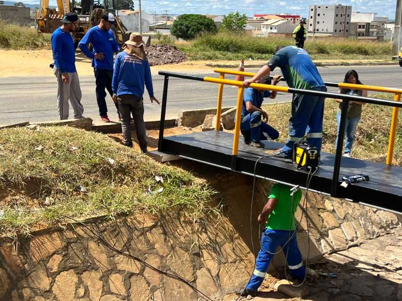 Conquista Prefeitura Instala Mais Duas Pontes Para Pedestres No