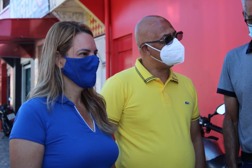 Conquista Ao Lado De Dudé E De Ricardo Babão Sheila Lemos Visita Feiras Do Bairro Brasil E 