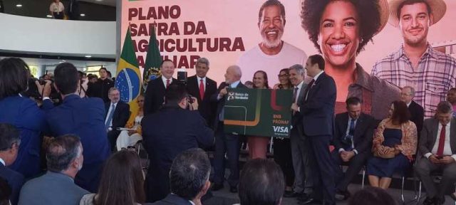 Com Lula, em Brasília, Jerônimo participa do lançamento do Plano Safra da Agricultura Familiar - Blog do Sena - Vitória da Conquista- Bahia